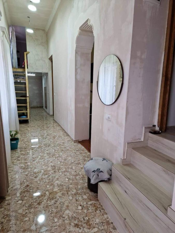 Apartment In บาทูมิ ภายนอก รูปภาพ